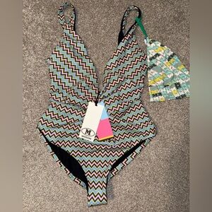 NWT Missoni Chevron Stripe Plunge One Piece Swimsuit size 44 $675 Authentic
